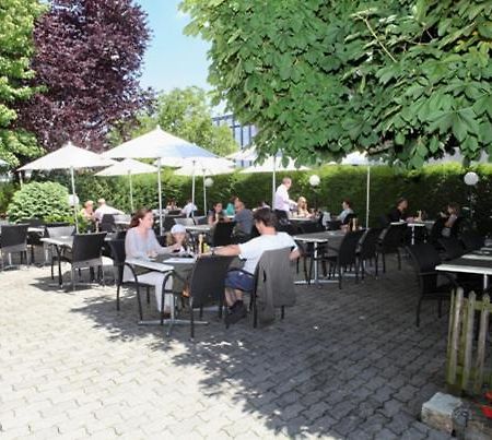 Hotel Ristorante Schloessli メッゲン エクステリア 写真